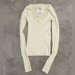 Abercrombie & Fitch Ivory Cable Knit Sweater NWT Women’s Small Wool Rabbit Hair